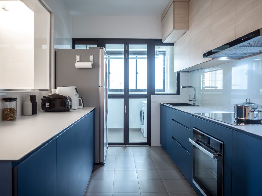 luxurious minimalist kitchen hdb