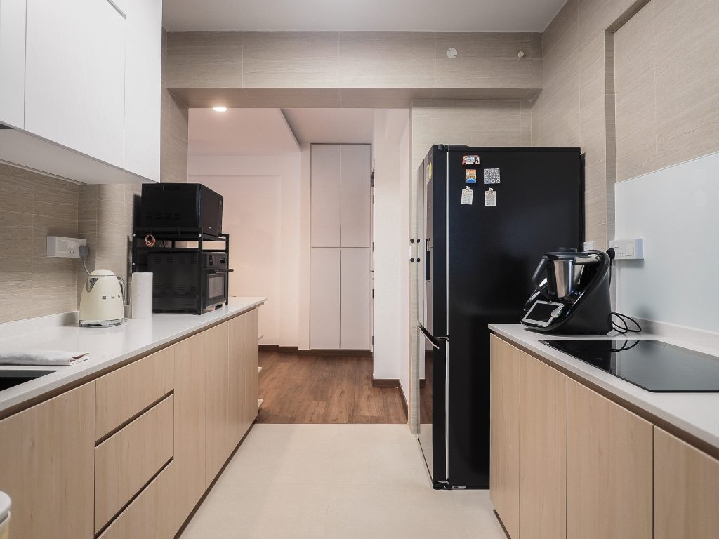 gallery kitchen layout singapore hdb